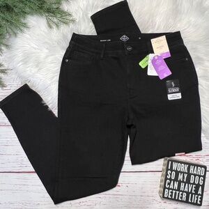 👖NWT🤩 |•ST. JOHN'S BAY•| Jet Black Secret Slender Skinny High Rise Jeans Sz 12